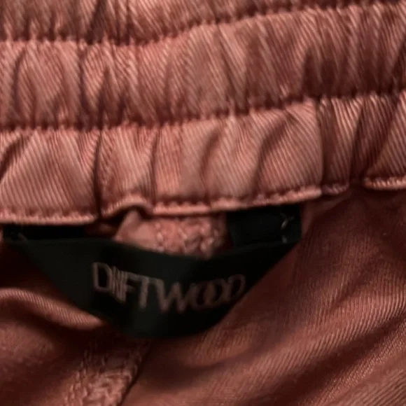 NWT Driftwood Mauve Embroidered Stitch Cuffed Leg Khaki Pants SZ M Drawstring - Picture 7 of 8